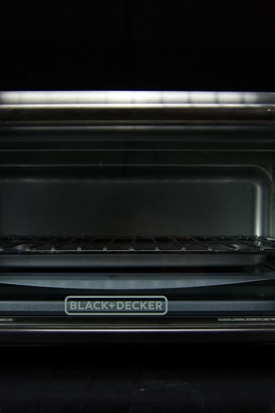 高分短剧《反转人生》海报，现代都市背景下的奇幻设定